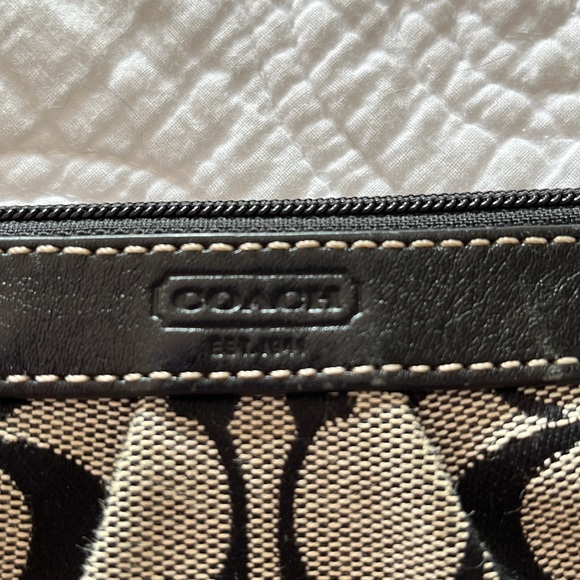 Coach clutch - Picture 2 of 4